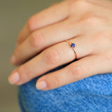 Thin ring with sapphire